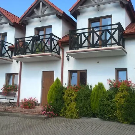 Kamien Baltyku * Debina (Ustka)