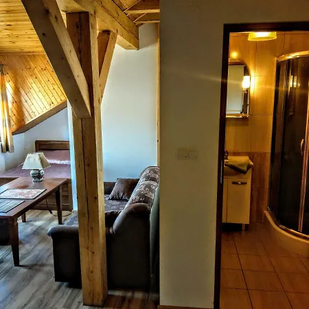 Kamien Baltyku * Debina (Ustka)