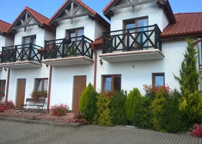 Kamien Baltyku * Debina (Ustka)